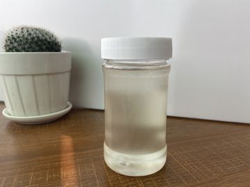 부드러움과 Drapability를 가진 직물을 위한 유효 함량 88% 친수성 연화제